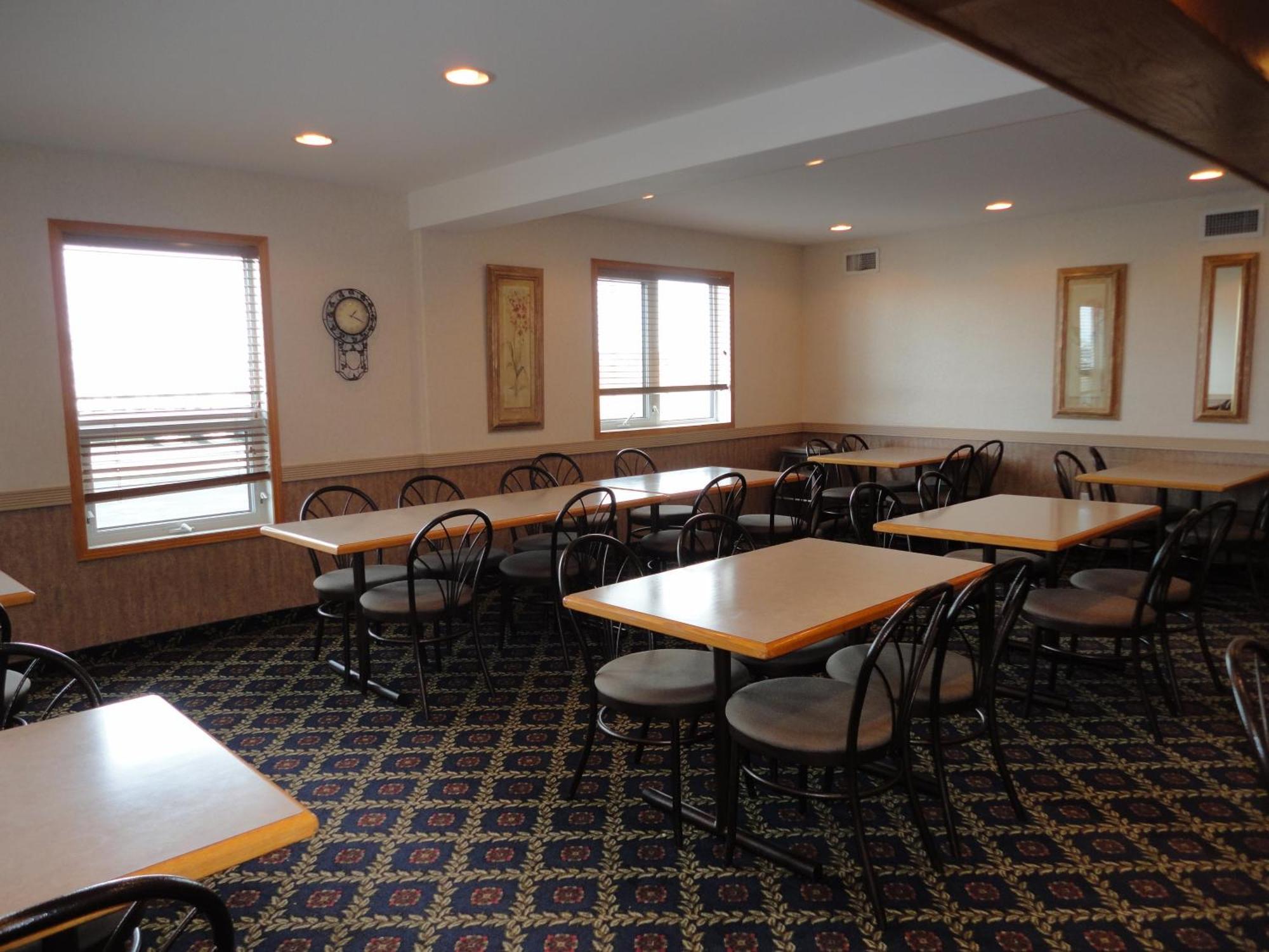 Perfect Inns & Suites Weyburn Exterior foto