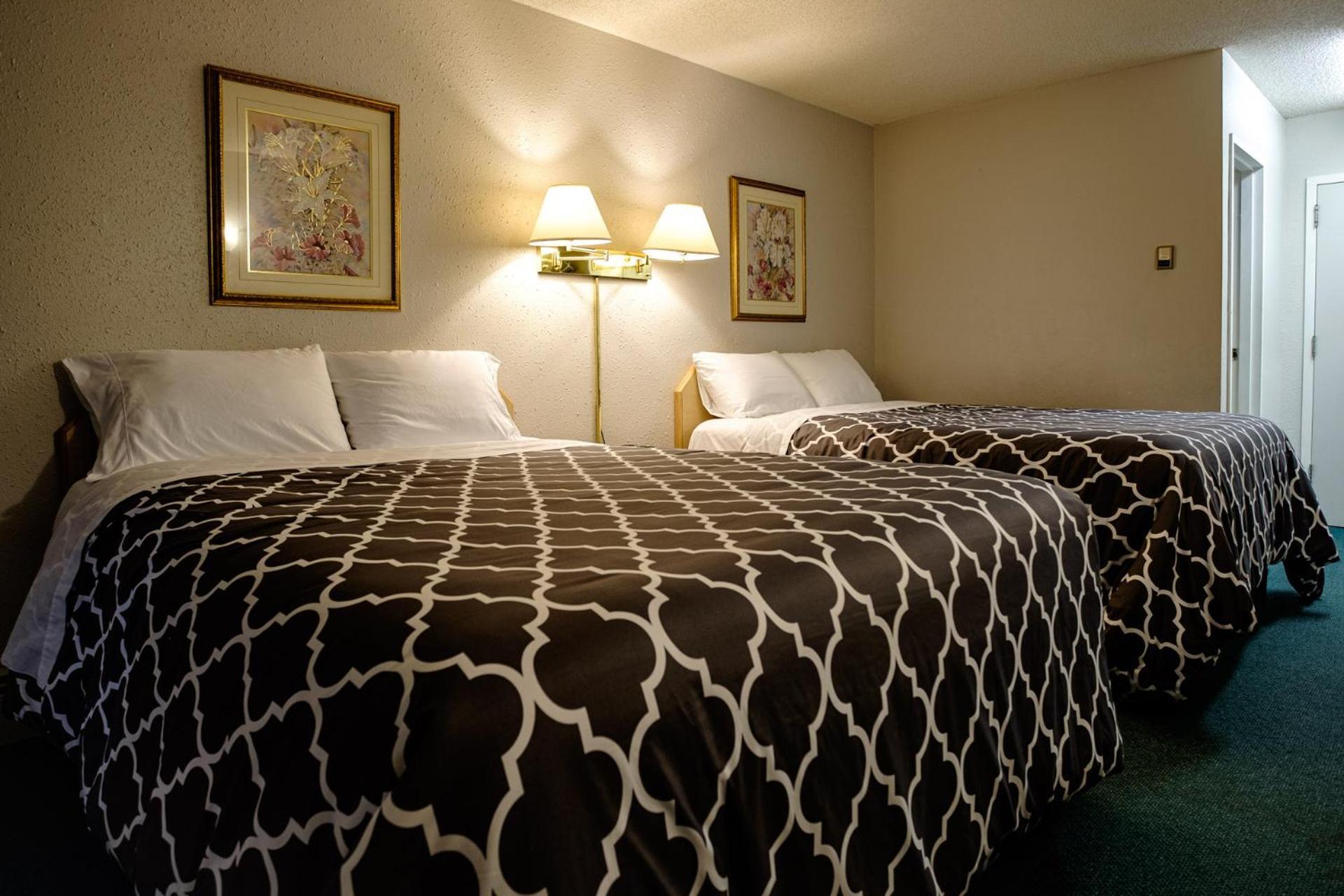Perfect Inns & Suites Weyburn Exterior foto